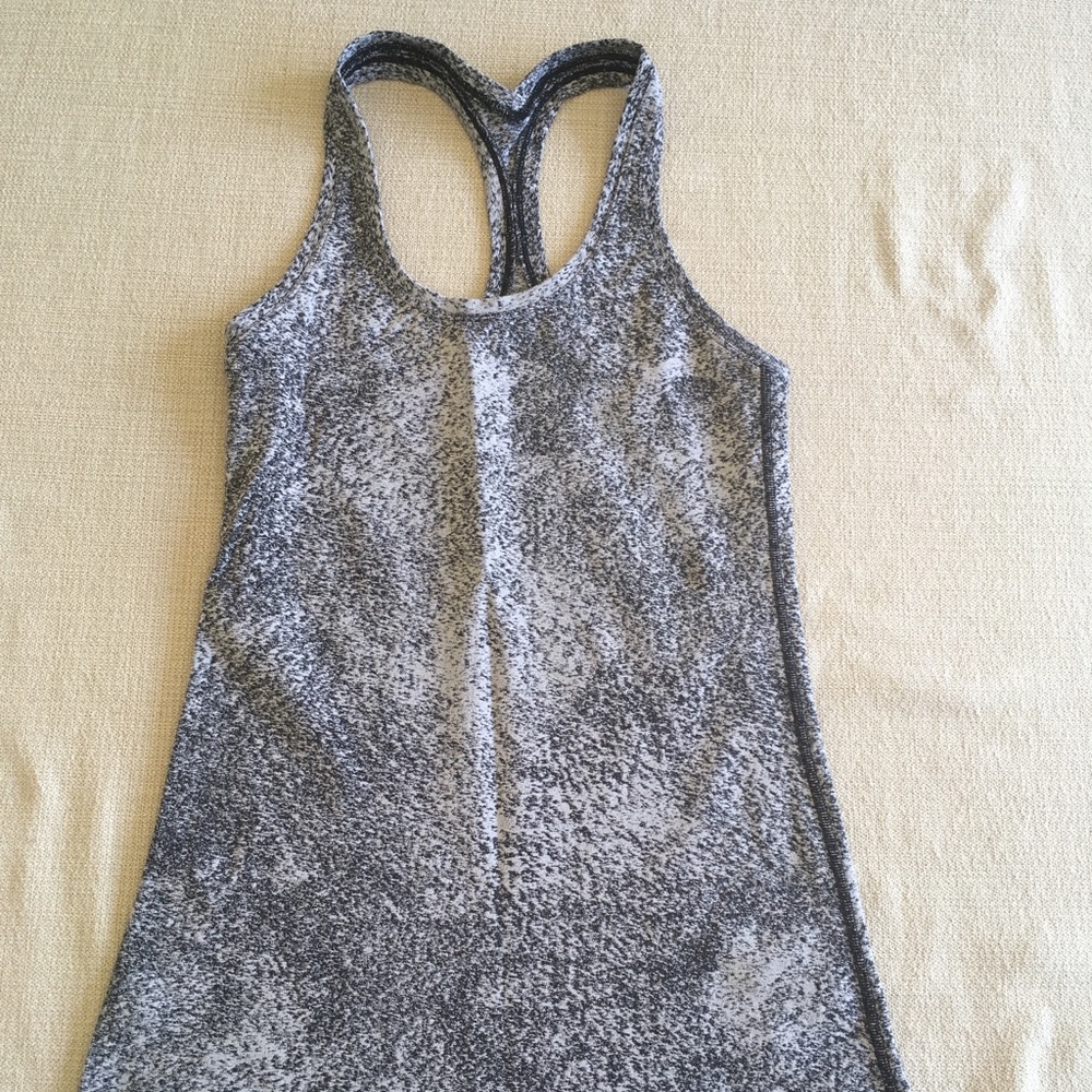 Lululemon tank top